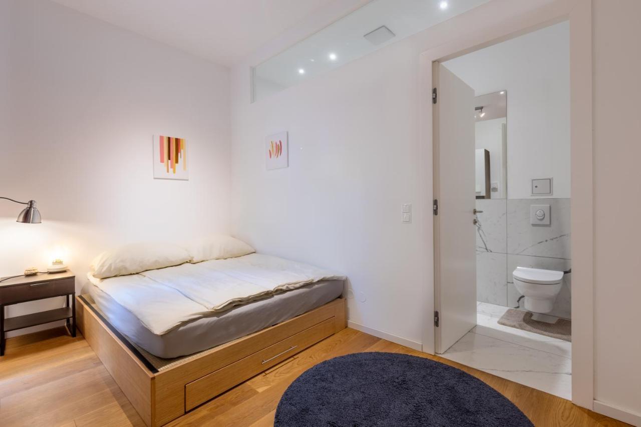 Cozy Apartment, 2 Private Terraces, 8 Min To City Center Vienna Luaran gambar